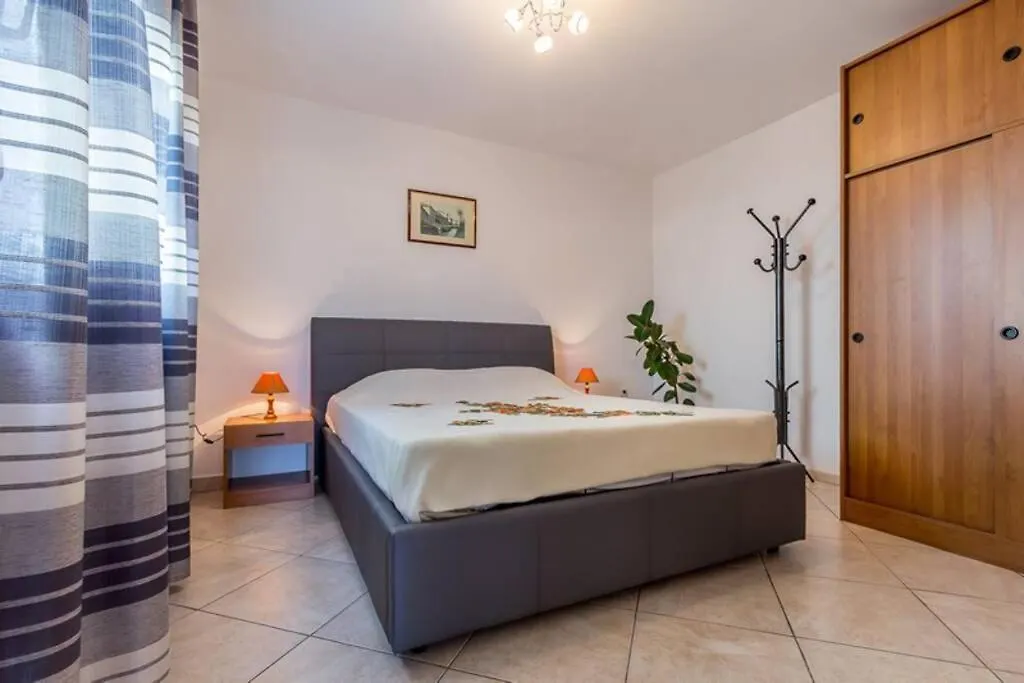 Apartment Natali*** Pula